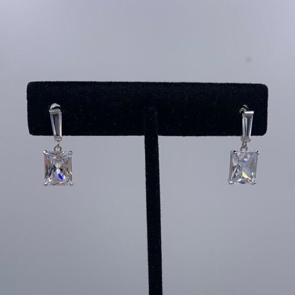 New no tags.  Earrings in solid sterling silver, lab diamond emerald cut drops. - Picture 1 of 15
